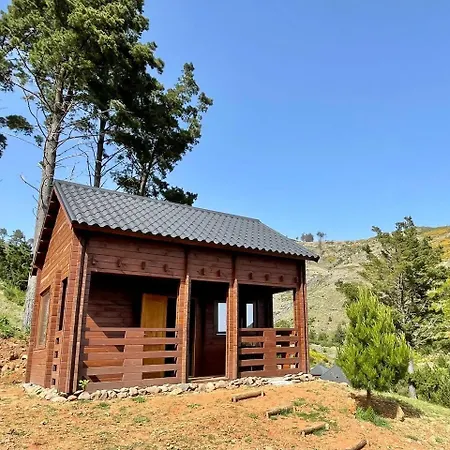 Lüks kamp alanı Mountain Eco Shelter 6 *