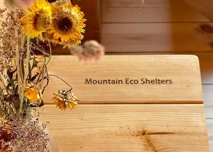 Mountain Eco Shelter 6 *